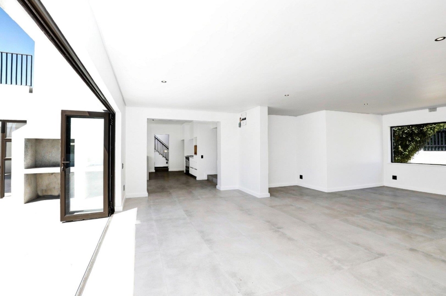 5 Bedroom Property for Sale in Welgemoed Western Cape
